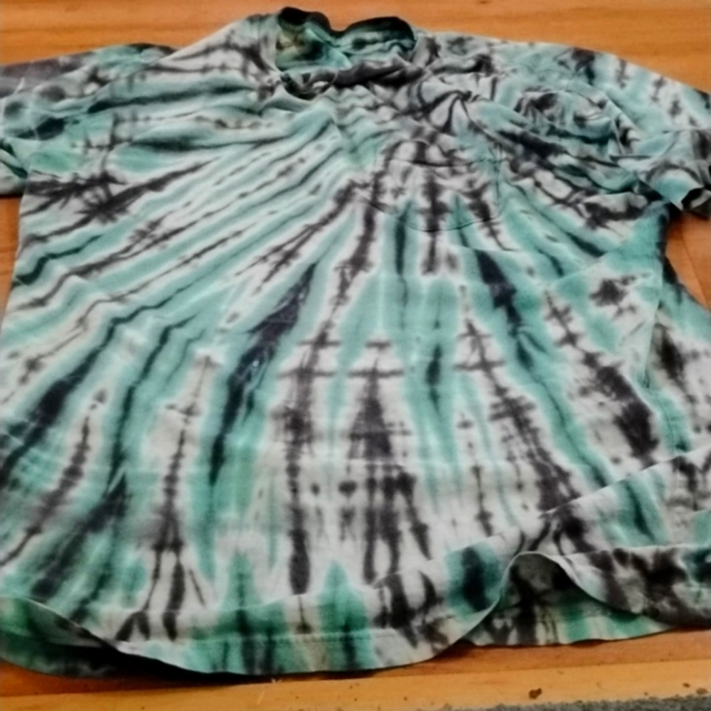 Emerica backhand tyedye pocket t shirt